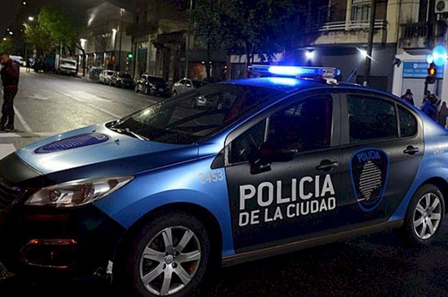 Buenos Aires: en pleno centro porteño, atacaron con un cuchillo a un inspector de colectivos