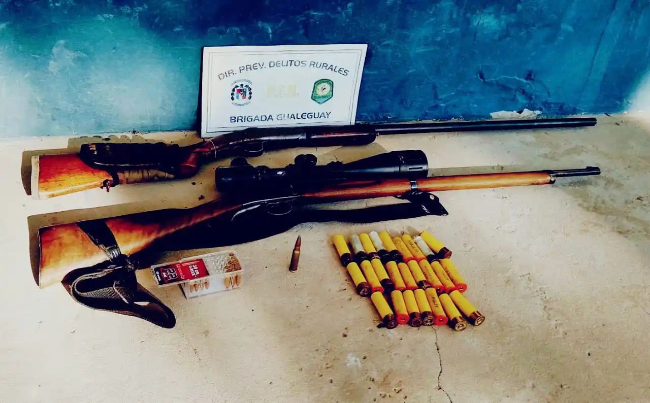 Dos hombres demorados por tenencia ilegal de armas de fuego