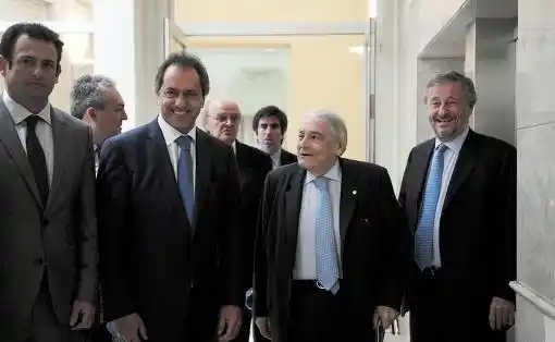 Scioli: "Vengo bancando este proyecto con posiciones claras"