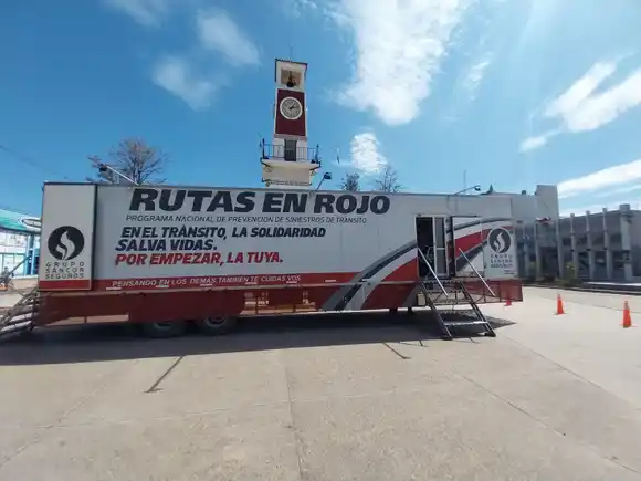 Llegan los móviles “Rutas en Rojo” y “Rutas del Arte” a Rafaela