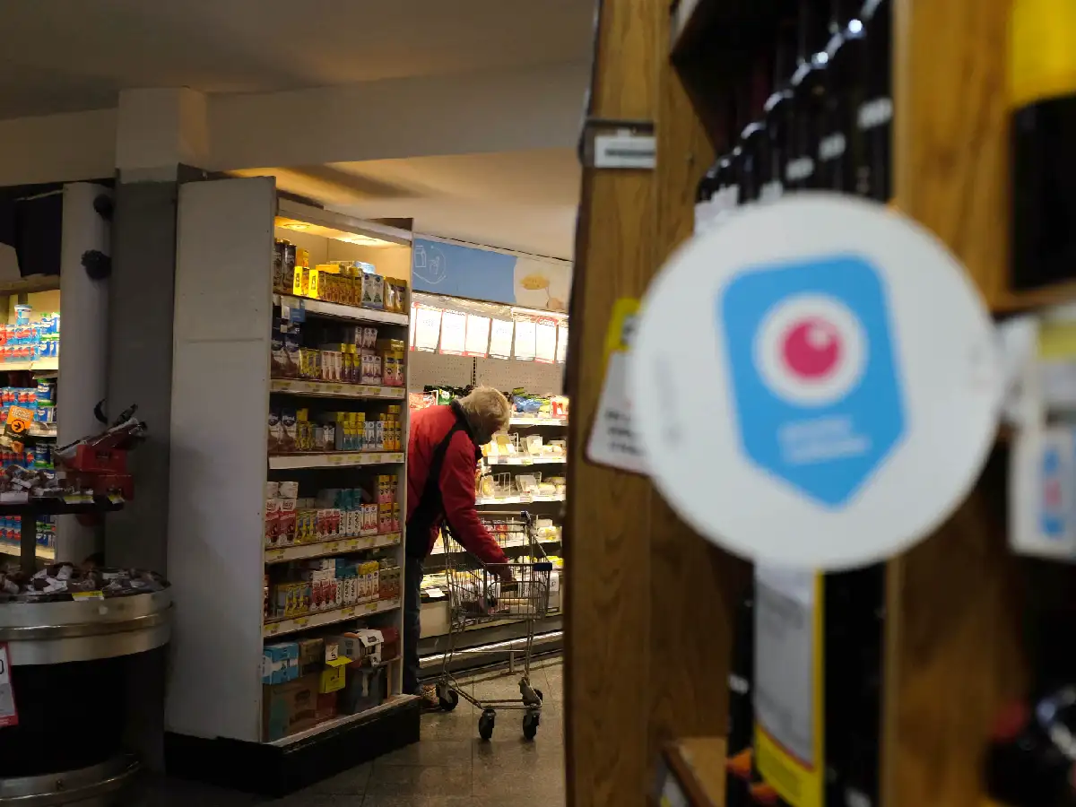 La inflación de junio fue de 5,3% y la interanual trepó a 64%