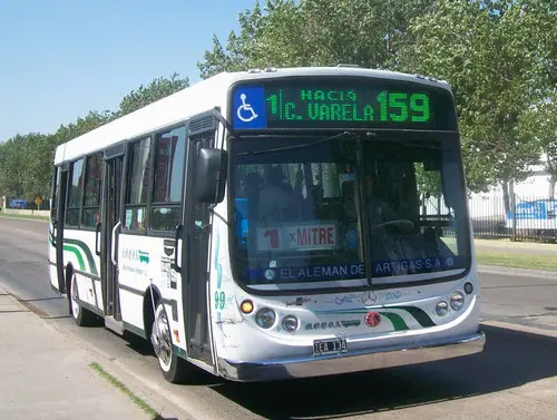 Inseguridad: Policía mató a ladrón que intentó robar el colectivo en el que viajaba