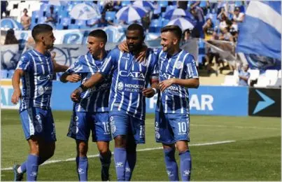 Godoy Cruz ganó y dejó sin invicto a Atlético Tucumán