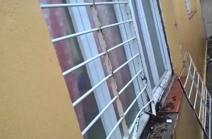 Robaron una salita de salud: se llevaron juguetes que fueron donados