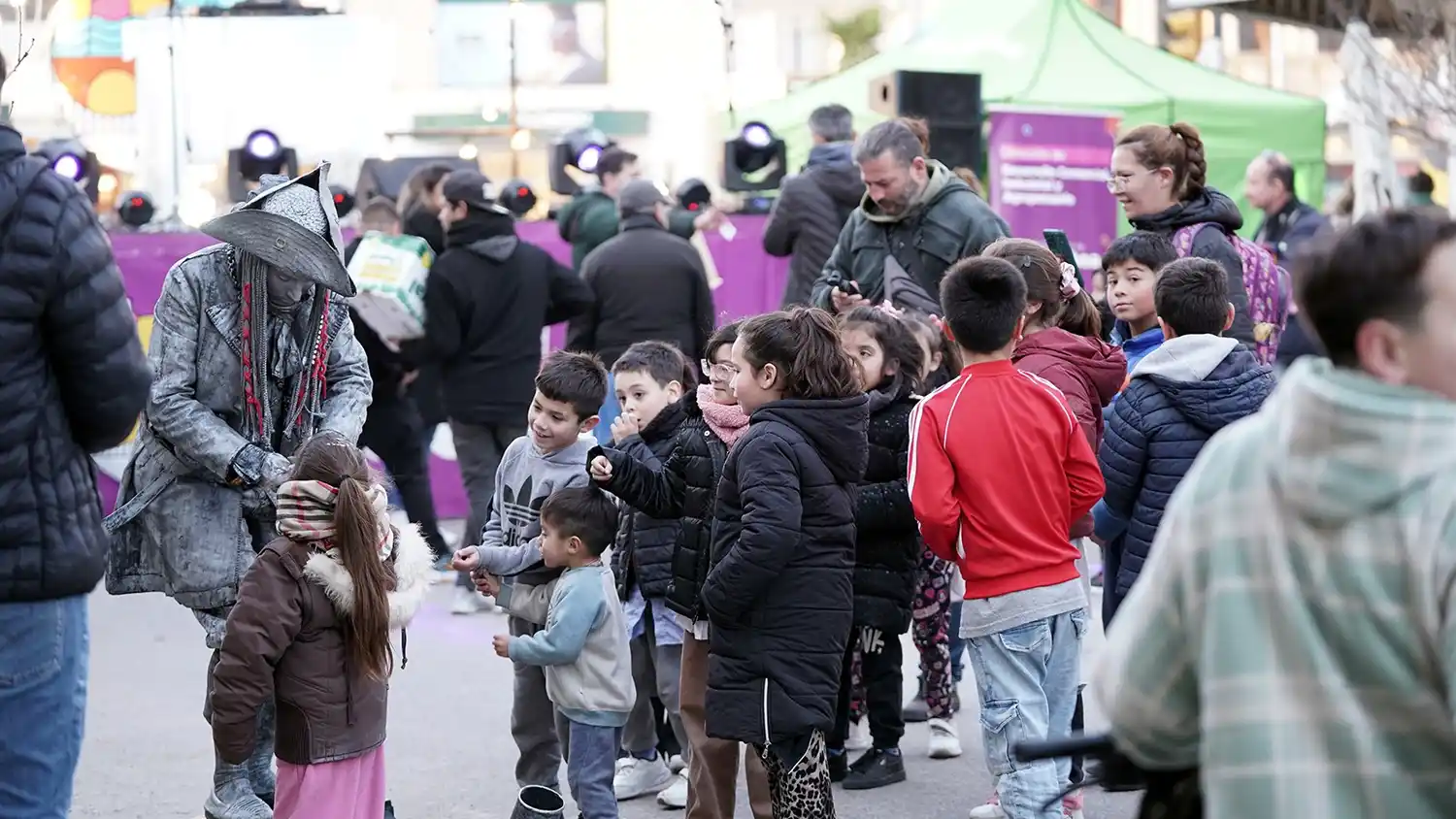 Neco Descuentos. Espectáculos en el centro y promociones en los comercios
