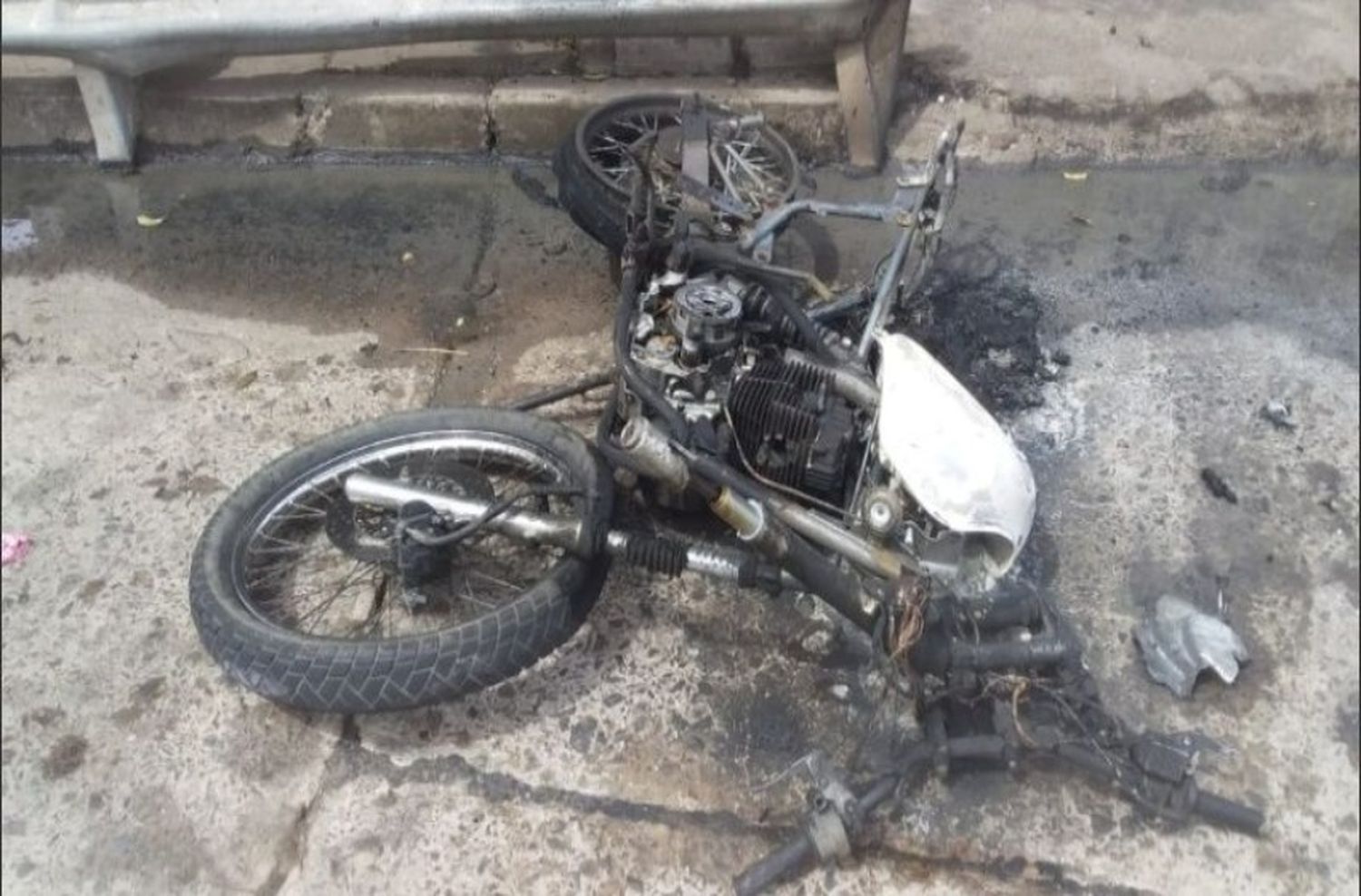 Un motociclista murió tras perder el control de su rodado