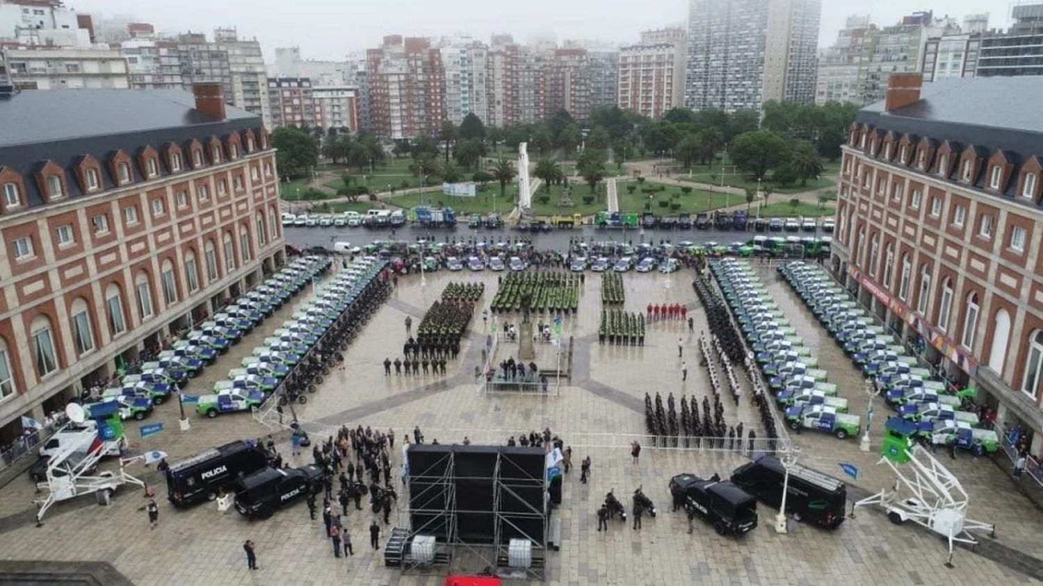 El lanzamiento volverá a la plazoleta Almirante Brown