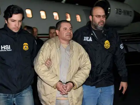 El abogado del Chapo Guzmán le pidió a Trump que deporte a su cliente   