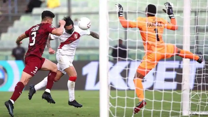 Perú le ganó a Venezuela, y sueña con Qatar 2022