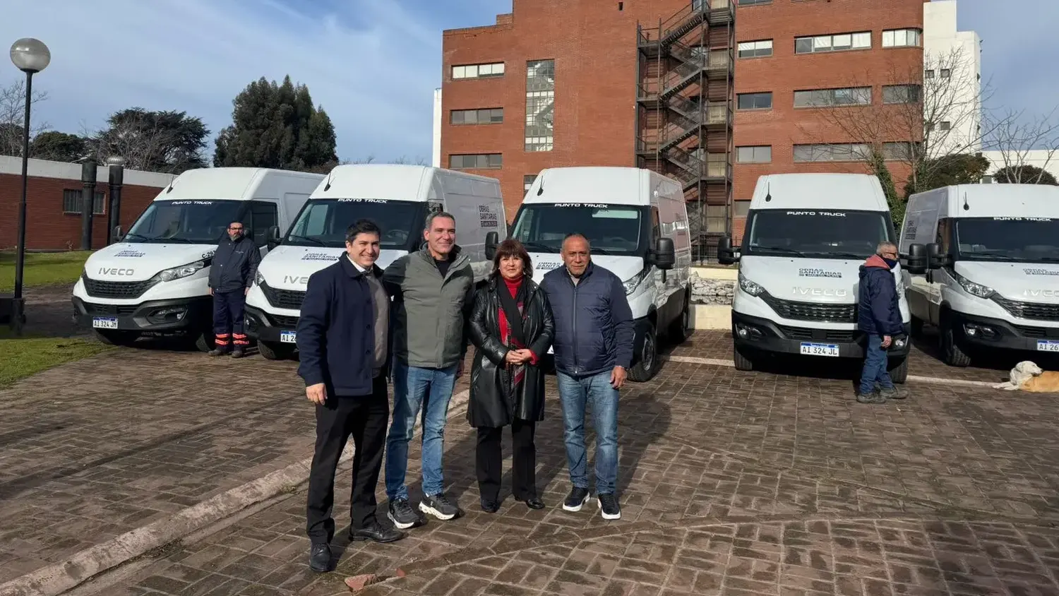 OSSE incorpora 22 vehículos cero kilómetro para reforzar la atención de los servicios sanitarios