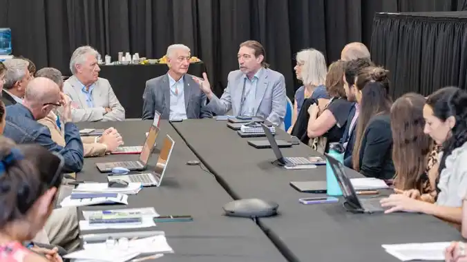 Entre Ríos pondrá en marcha el programa de desarrollo apícola con financiamiento internacional