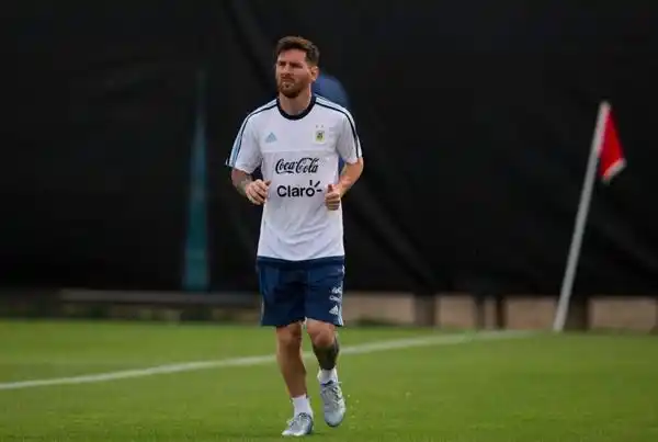 Messi volvió a entrenar en forma diferenciada