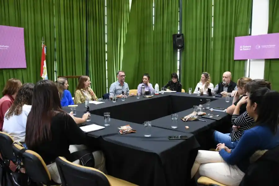 El municipio trabaja con empresas en la aplicación de políticas de género