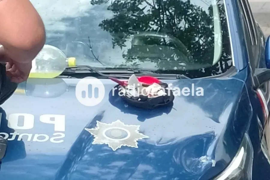 En un confuso episodio las hermanas de su ex le rompieron el auto