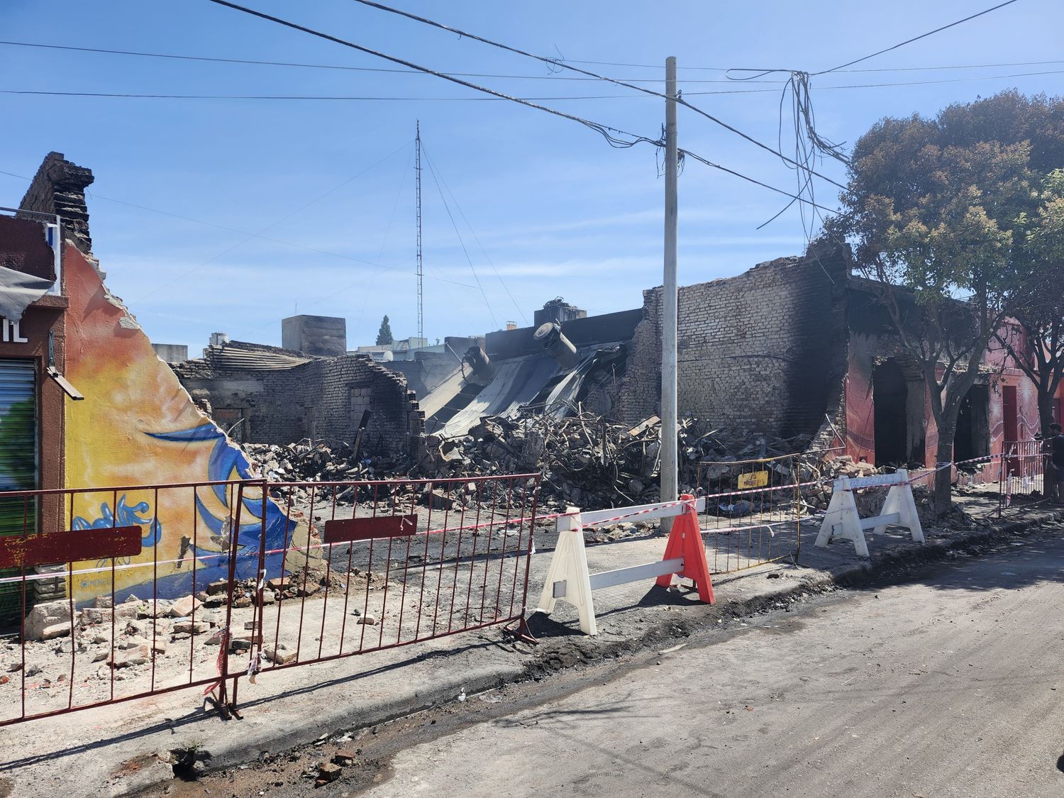 papelera incendiada - 3