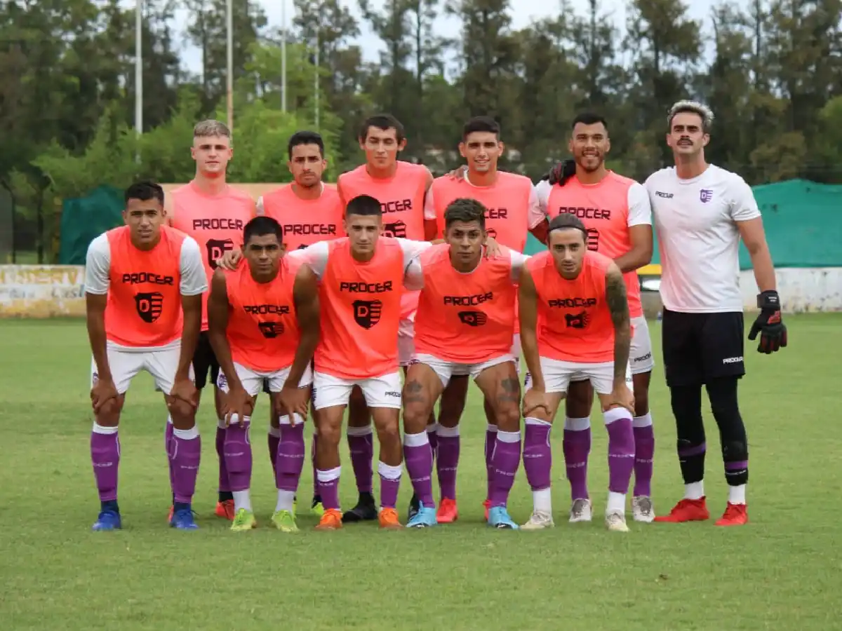 Lando jugó para los suplentes en un amistoso de Dálmine