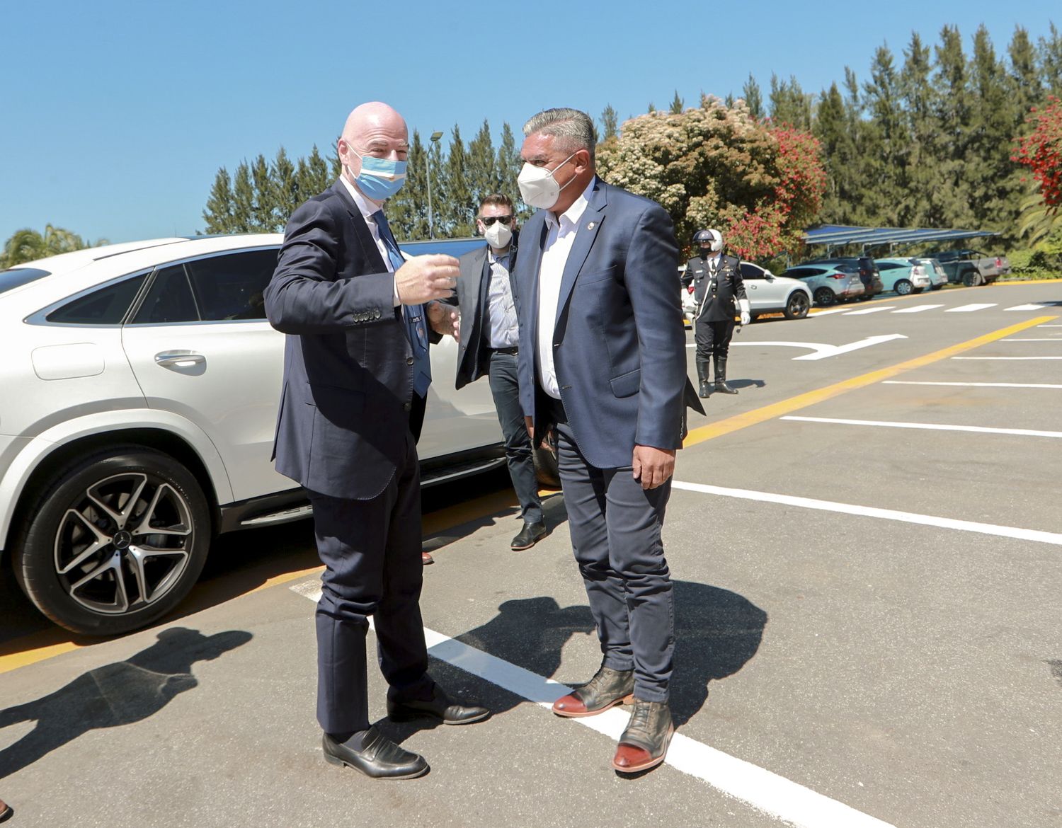 Infantino y Tapia, en el predio de Ezeiza.