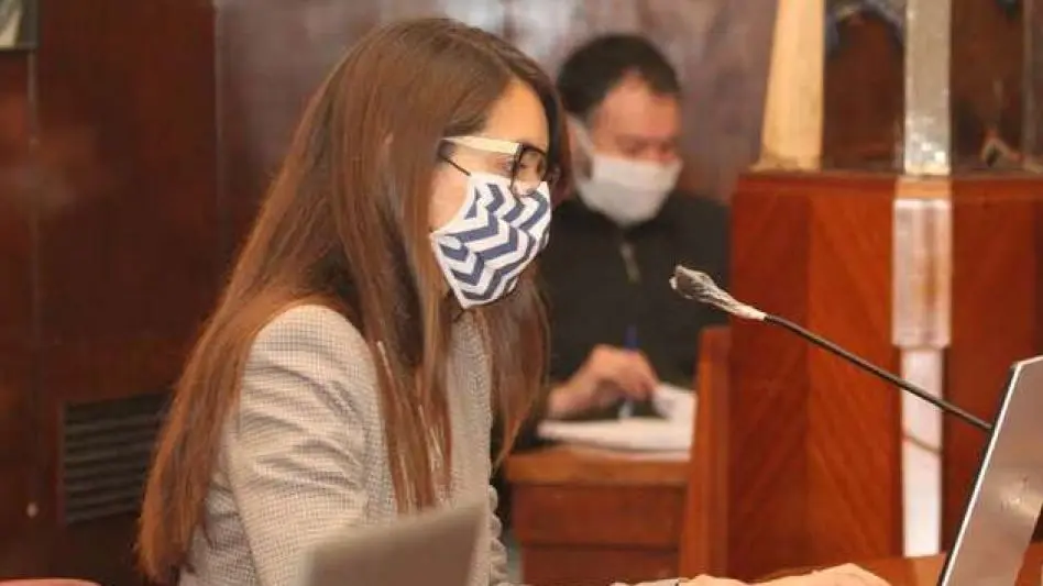 Deberán colocar cartelería en donde se indiquen los números de atención a mujeres victimas de violencia de genero