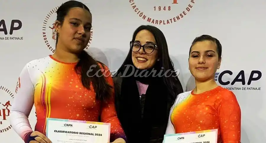 Las patinadoras Lara Ibarguren y Alma Camiña, junto a su profesora Selene González Gutiérrez
