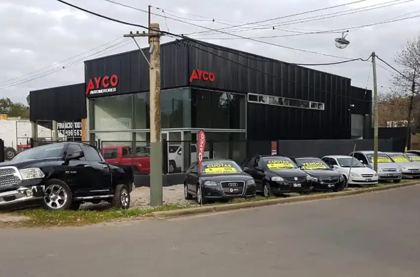 «Andá a pagar o vamos a matar a todos»: la fuerte amenaza que recibió el dueño de una concesionaria de autos