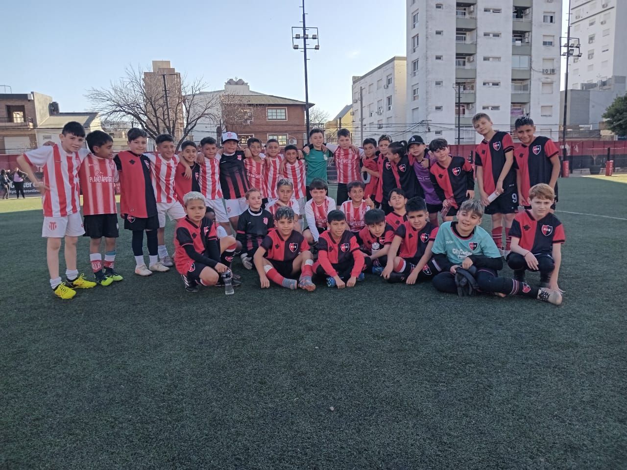 La Categoría 2015 de Barrio Norte jugó partidos amistosos en Rosario ante su similar de Newell´s Old Boys. El fin de semana se juega el torneo Infantil denominado "El Norteñito".