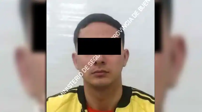 Descubrieron a un preso que manejaba junto a su novia y a su amante una red de pornoextorsión a menores