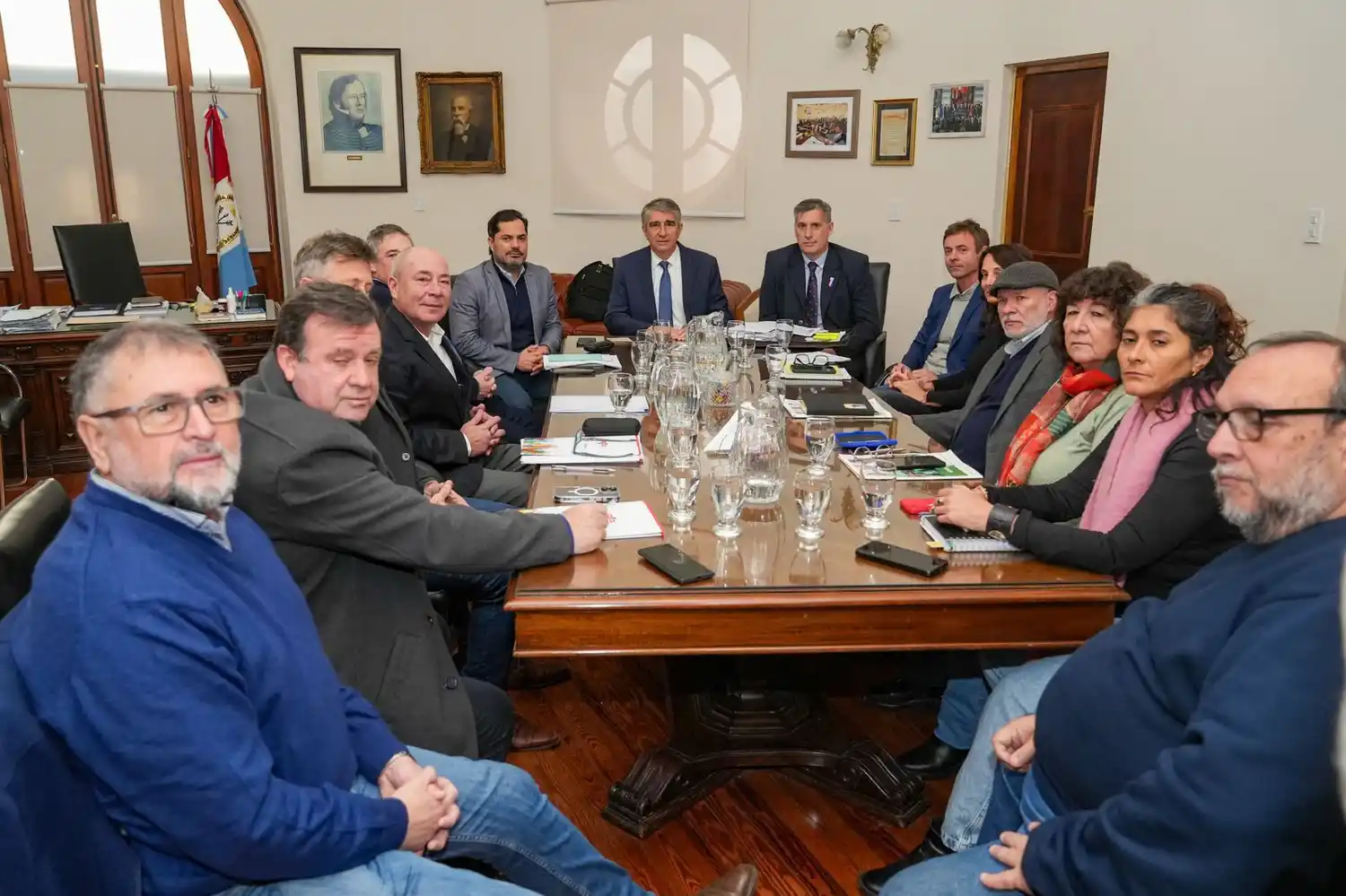 Provincia mantuvo un nuevo encuentro paritario con los gremios de la Administración Pública Central