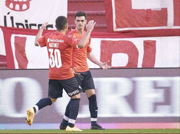 Independiente le ganó a Huracán  y se arrimó a la cima del torneo