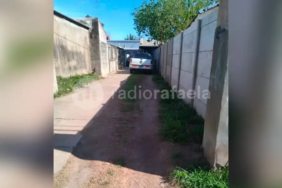Un menor de edad ingresó a una casa ajena y se robó una cubierta: fue descubierto por el Centro de Monitoreo