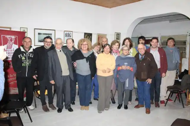 S.E.GUAY: Entrega de libros y certificados