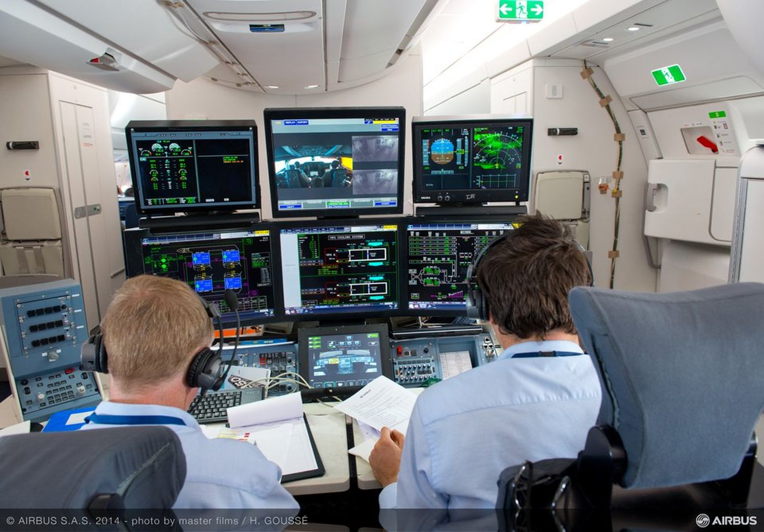United Airlines va por 39 Embraer E175