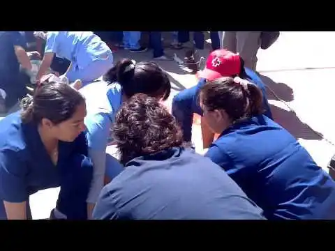 Alumnos de Cruz Roja Gualeguay realizan un simulacro de accidente