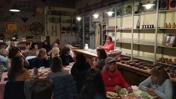 “La gente redescubre parajes, pueblos y almacenes de campo”