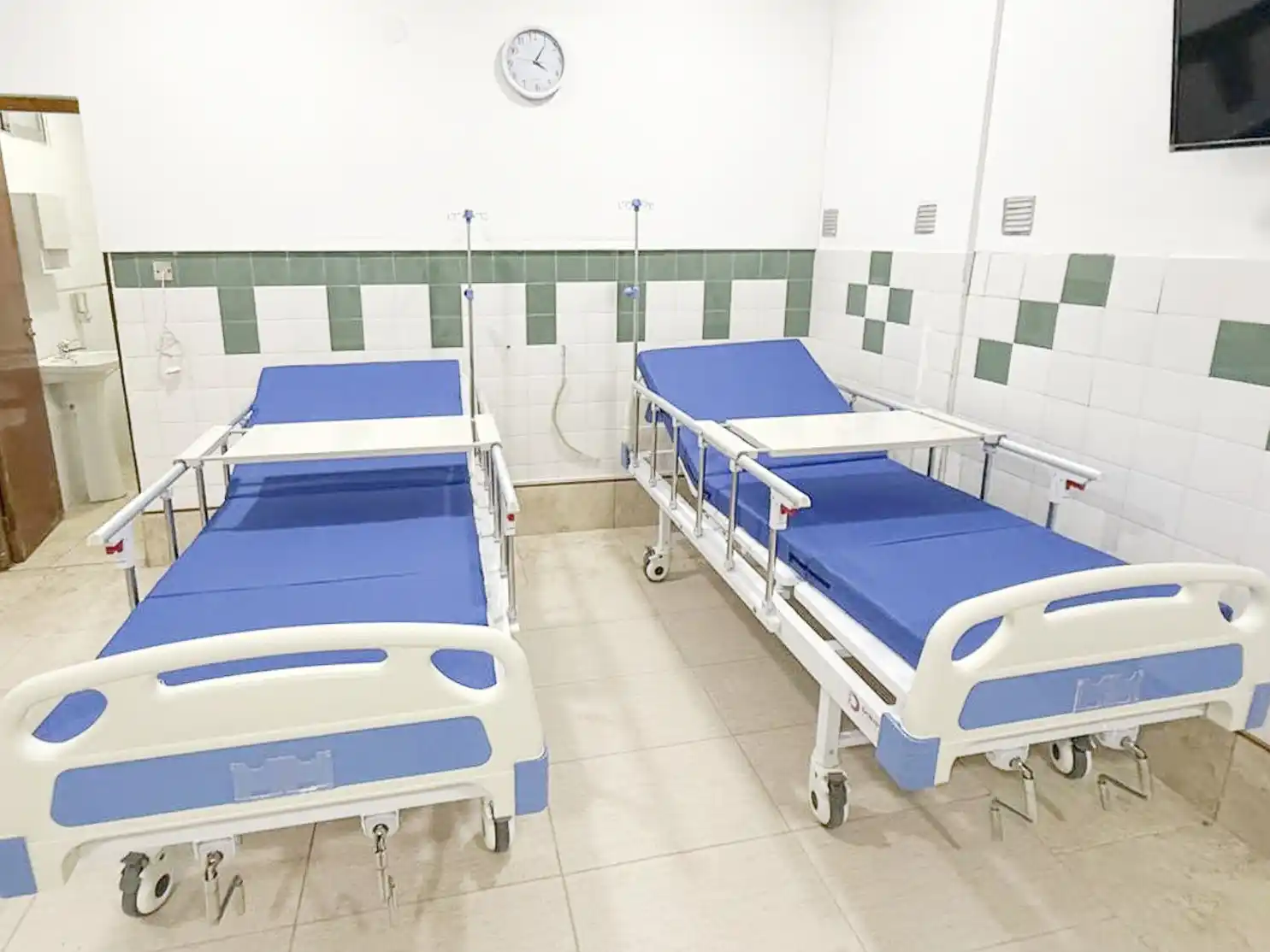 Se concretaron mejoras edilicias en el hospital Ecuador de Alcaraz