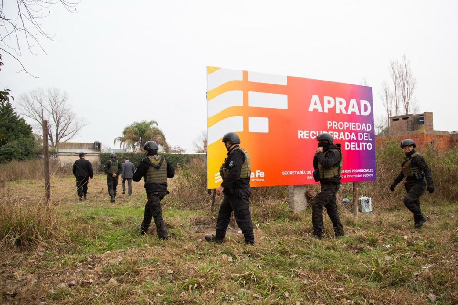 Los lotes se encuentra ubicados en la localidad de Roldán.