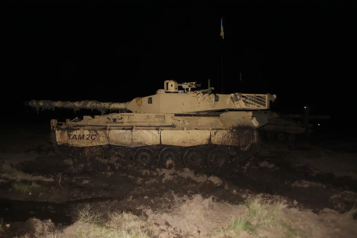 El Ejército Argentino desplegó tanques en Magdalena con un intenso adiestramiento nocturno