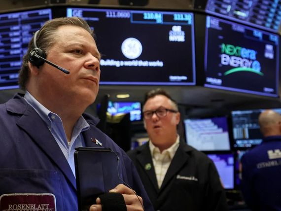 Las acciones tuvieron caídas generalizadas en el marco de un mal lunes en Wall Street