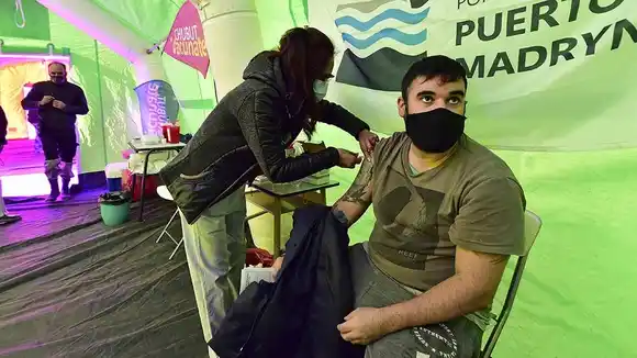 Puerto Madryn vacunó al 90% de los empleados del sector turístico