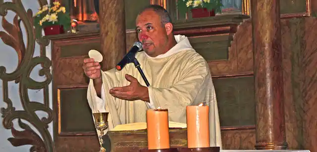 San Javier: el Padre Capocetti se defiende