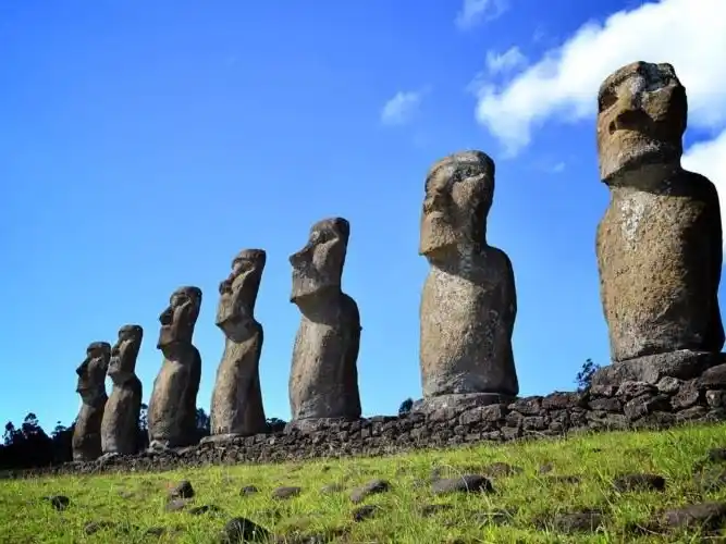 Chile en alerta por tsunami: evacuación total en la Isla de Pascua