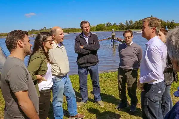 Planta de efluentes cloacales: Piaggio se reunió con funcionarios de Nación 