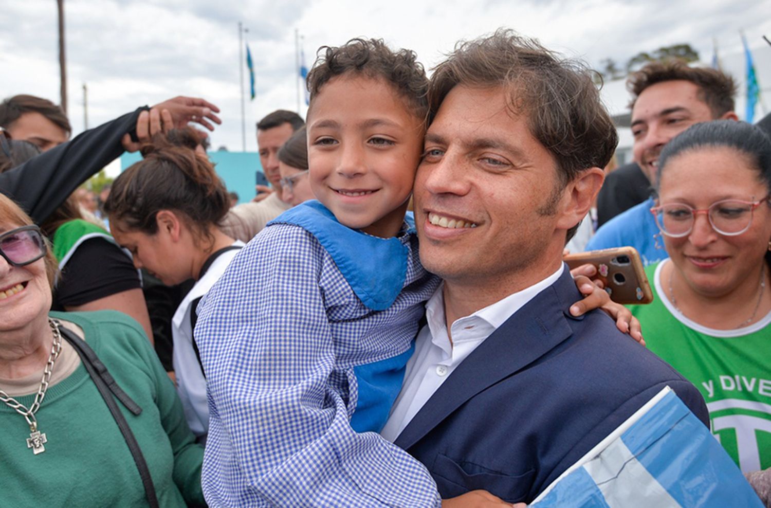 Kicillof recorrió los avances de la construcción de la nueva Planta Potabilizadora en Ensenada