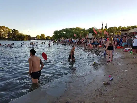 El río Gualeguaychú repuntó un metro en tan sólo un día 