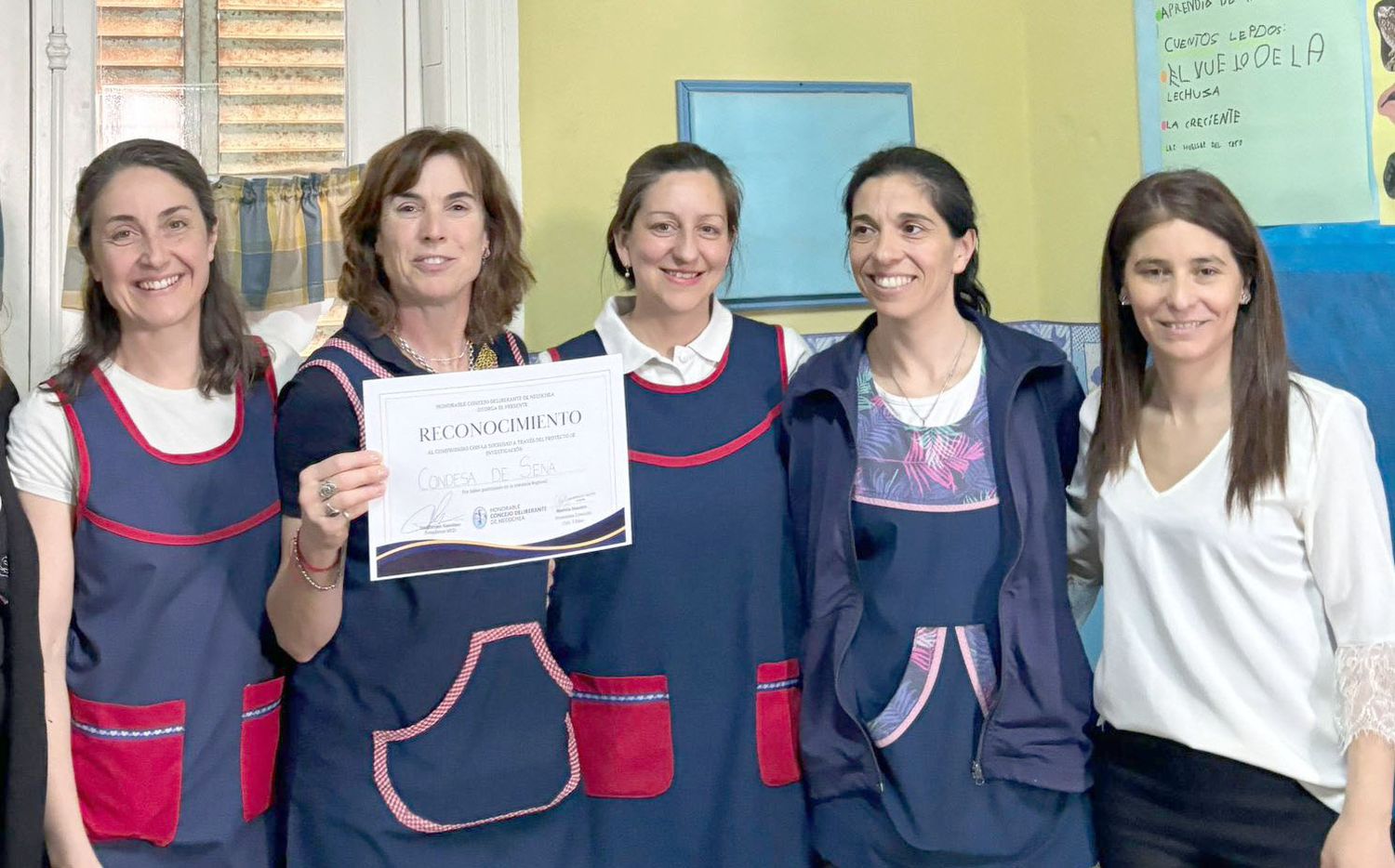 Reconocimiento. Al Colegio Condesa de Sena de Juan N. Fernández.