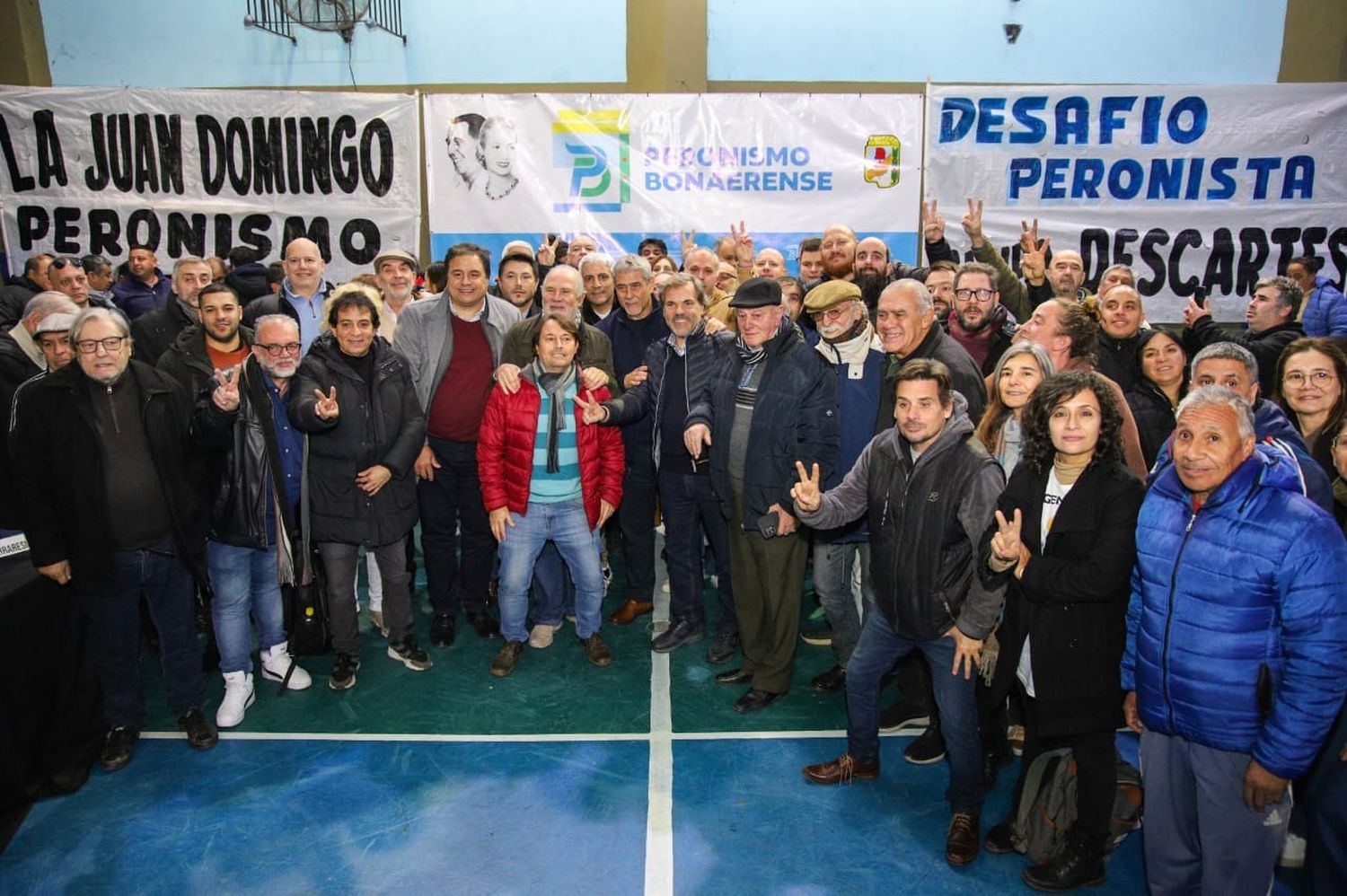 Ferraresi en el plenario de la militancia en Lanús.