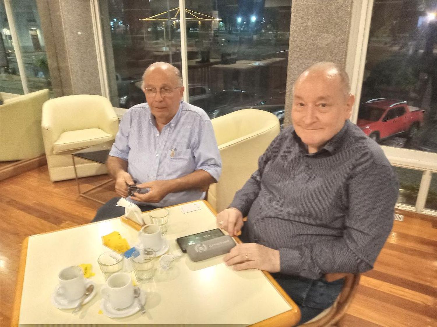 Miguel Cotignola visitó Tandil tras ser reelegido al frente de la Unión de Jubilados del Bapro