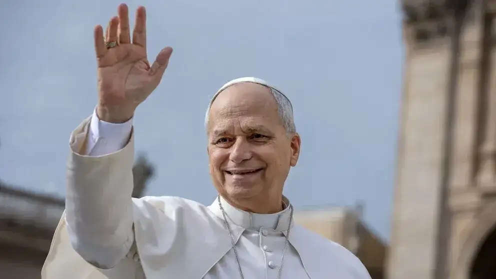 El papa León XIV recibe el alta hospitalaria este sábado