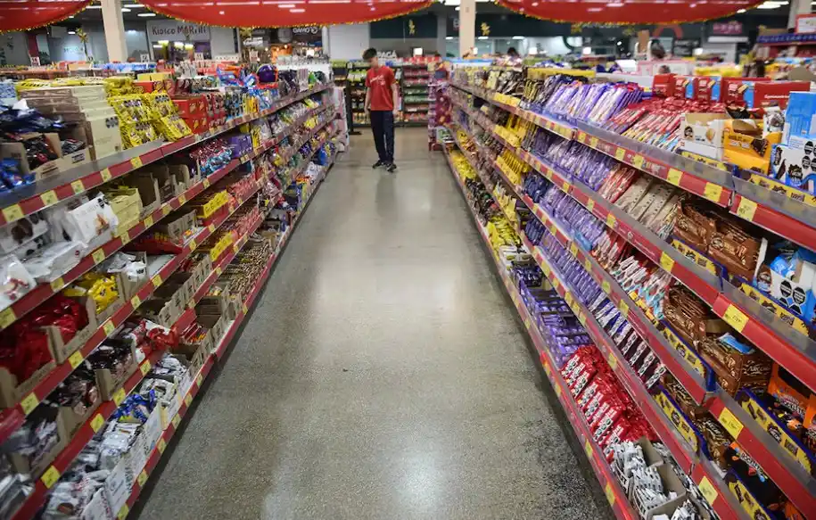 Supermercado góndolas del hipermercado Comestibles Inflación