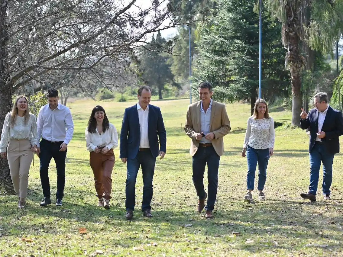 Bordet presentó a sus candidatos para las elecciones legislativas