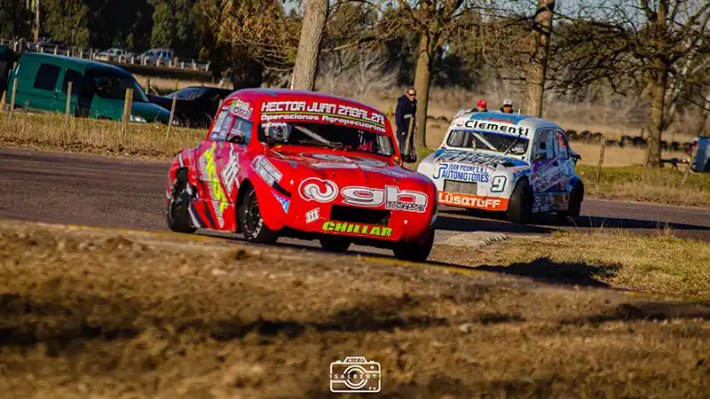 FOTO JAVIER TORRES/BANDERA A CUADROS Serra va rumbo a la victoria.